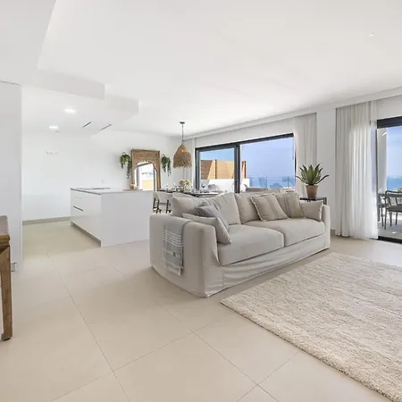Bright And Modern With Sea Views Riviera Del Sol
